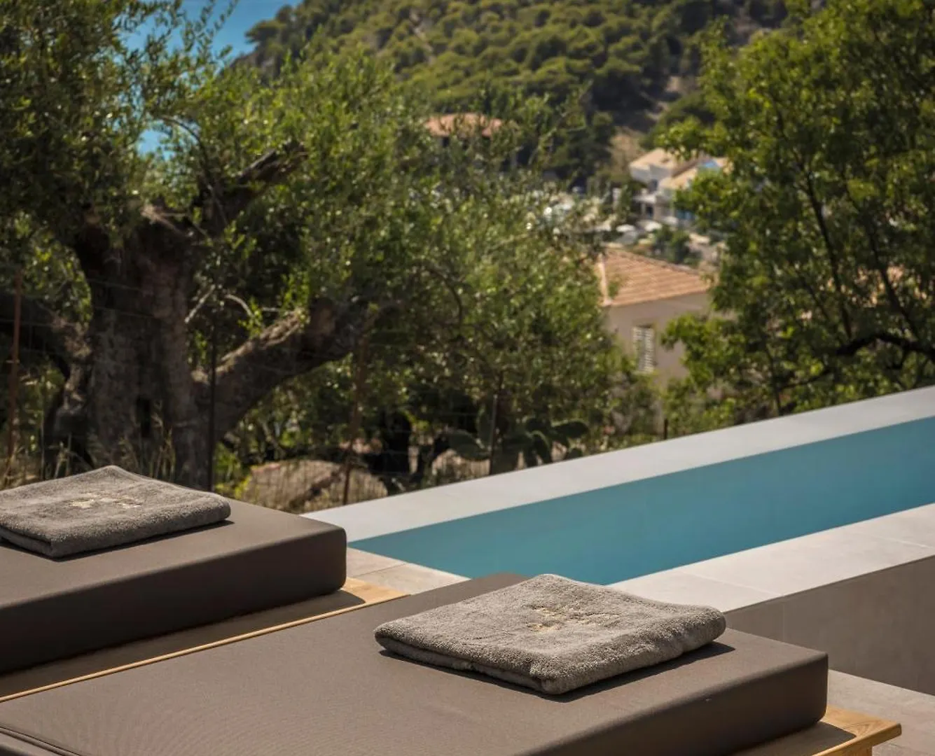 Uberina - Olea Di Assos Villas Asos